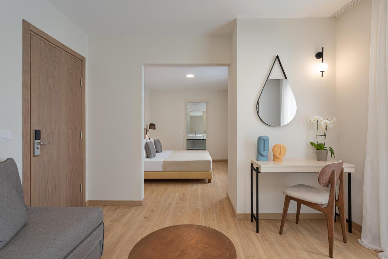 Preveza City Comfort Hotel エクステリア 写真