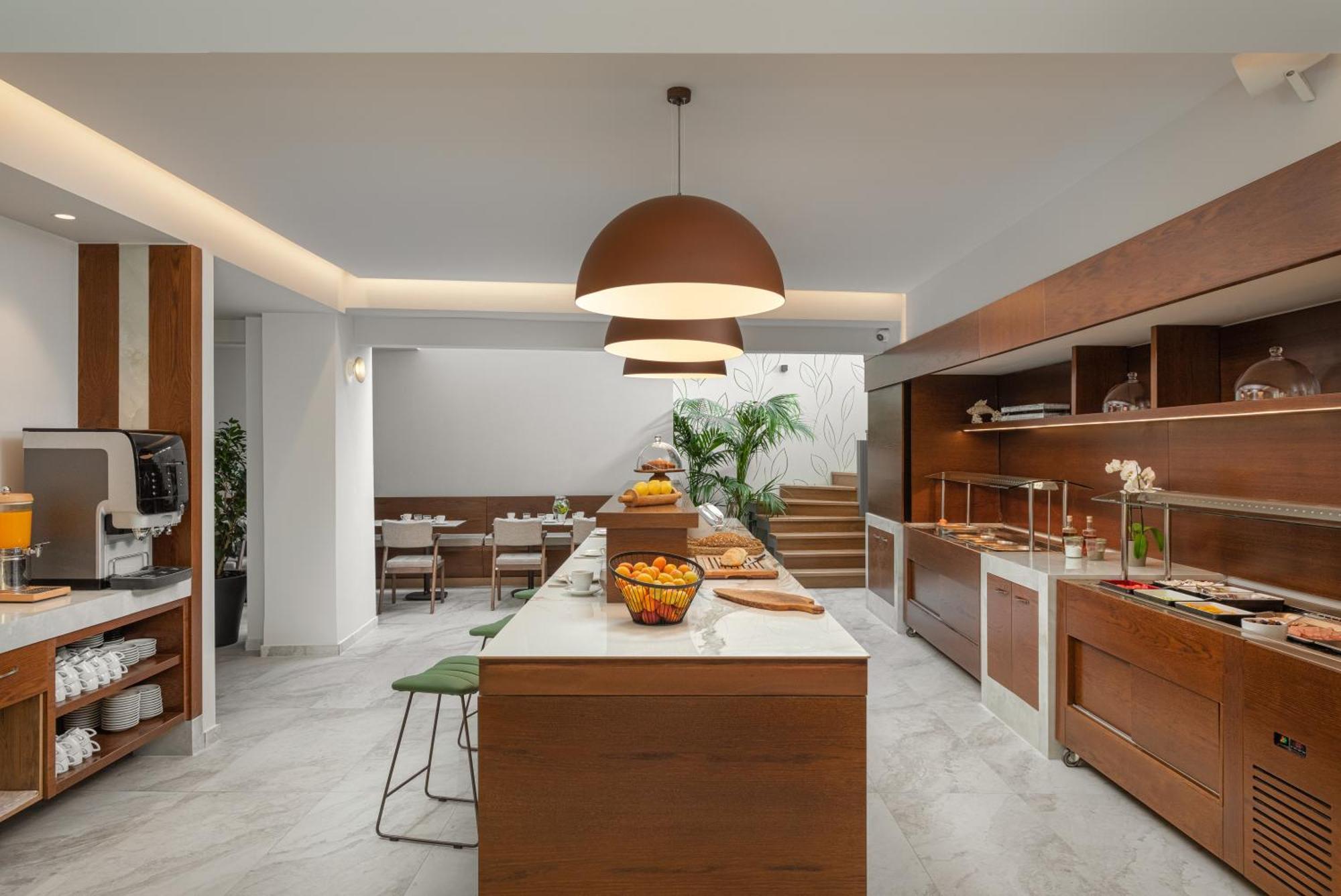 Preveza City Comfort Hotel エクステリア 写真