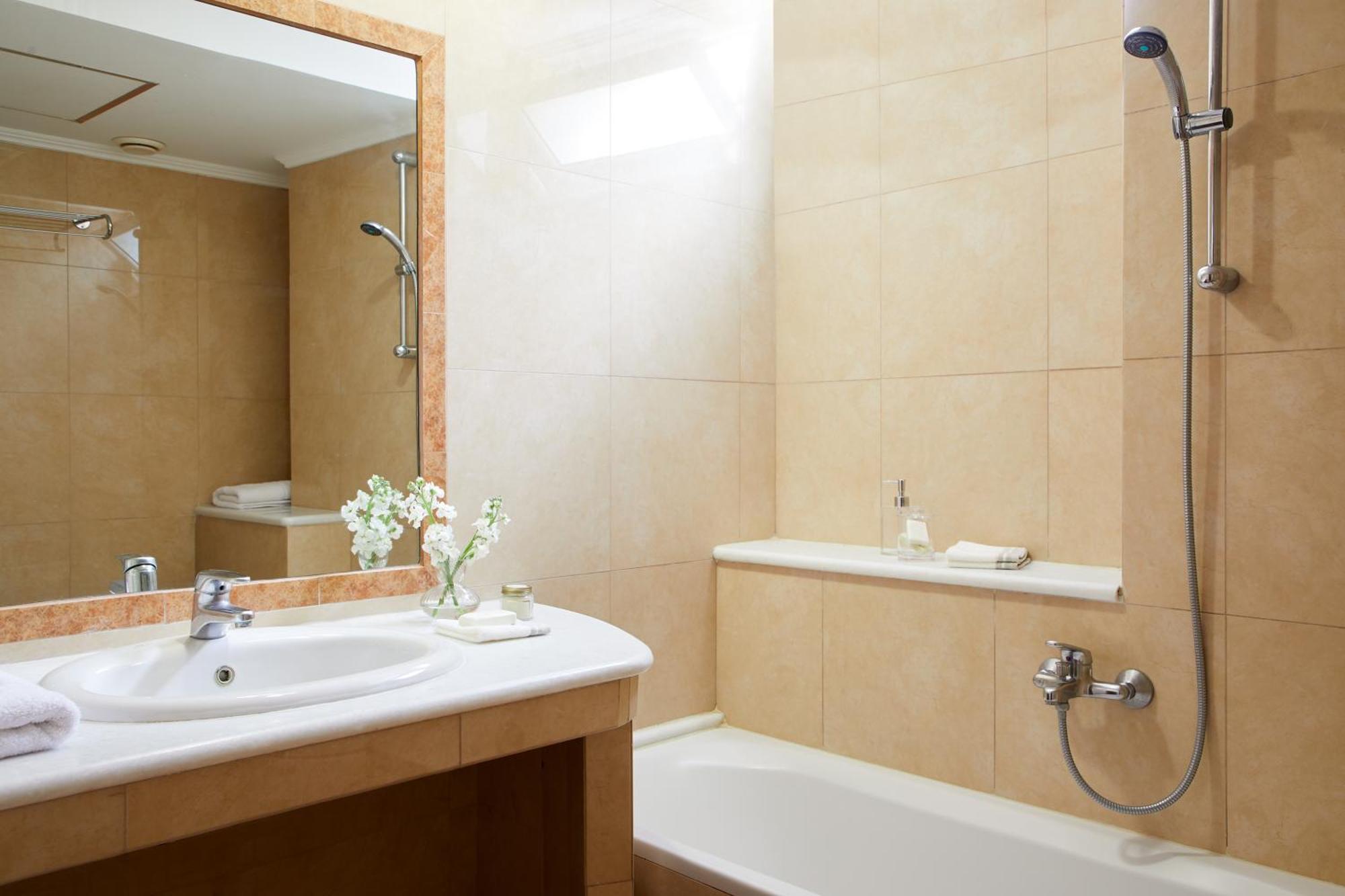 Preveza City Comfort Hotel エクステリア 写真