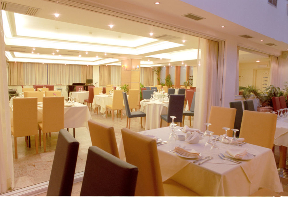 Preveza City Comfort Hotel エクステリア 写真