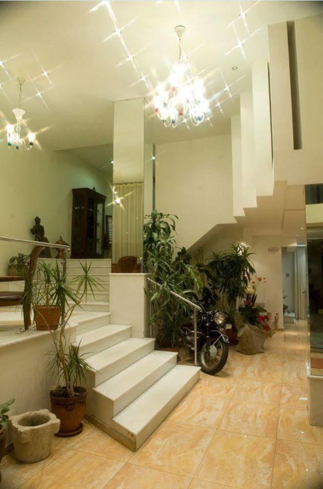 Preveza City Comfort Hotel エクステリア 写真